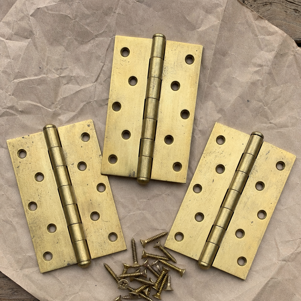 Steel butt hinges, 100mm, polished brass, pack of 3